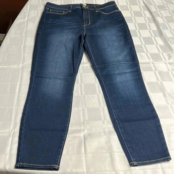 L AGENCE  jeans ,women high rise ,skinny ,cropped blue denim  jeans . - Picture 2 of 15